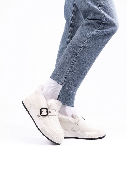 DBY-RA011-003-3M Полуботинки женские натуральная кожа белый 365 