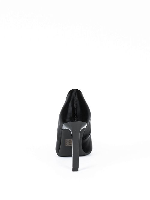 948030/04-06 Туфли женские черный BETSY 