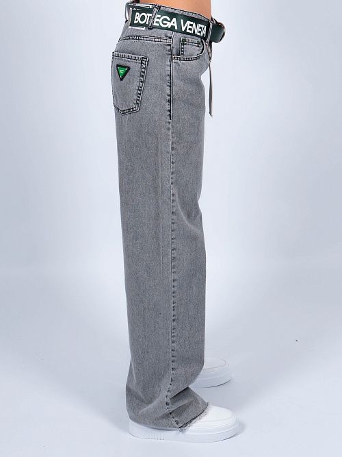 4686 Джинсы женские серый BOTTEGA VENETA 