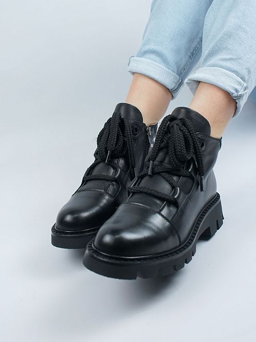 V2-D38-P1 Ботинки женские 365 