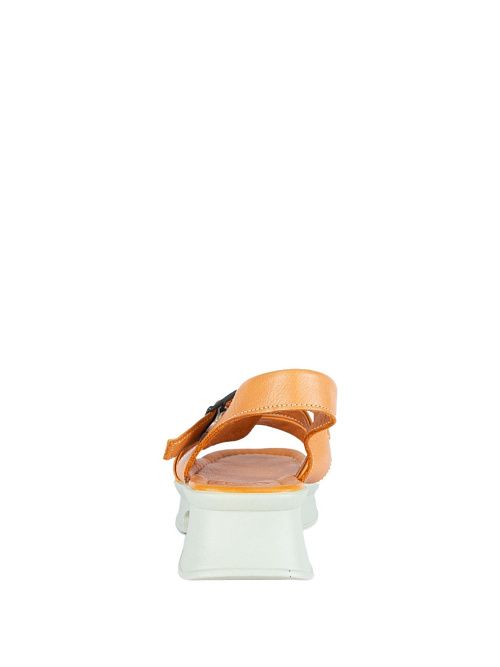 643-138-19 Босоножки женские SandM 