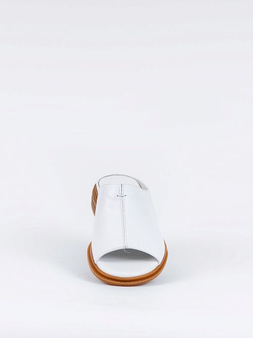 XUS-51065-1B-KU Сабо женские белый Madella 