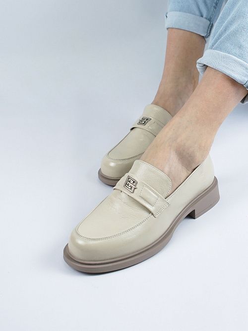 A626-N351-2 Лоферы женские 365 