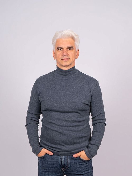 822-0453.O315.Y000.L.S0371 Водолазка мужская серый LUXOR 