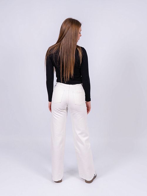 9560 Джинсы женские белый GIRL 