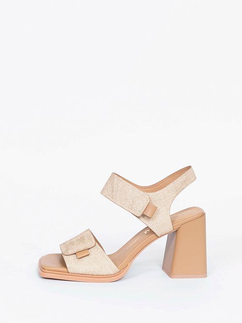 947073/01-04 Босоножки женские BETSY 