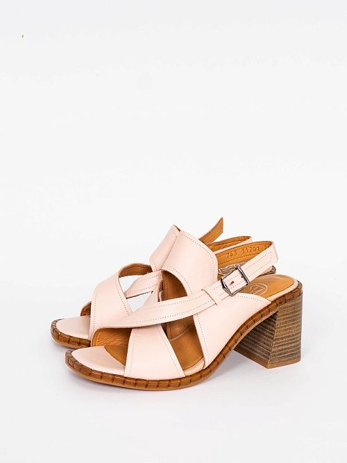 763-11701-258 Босоножки женские SandM 