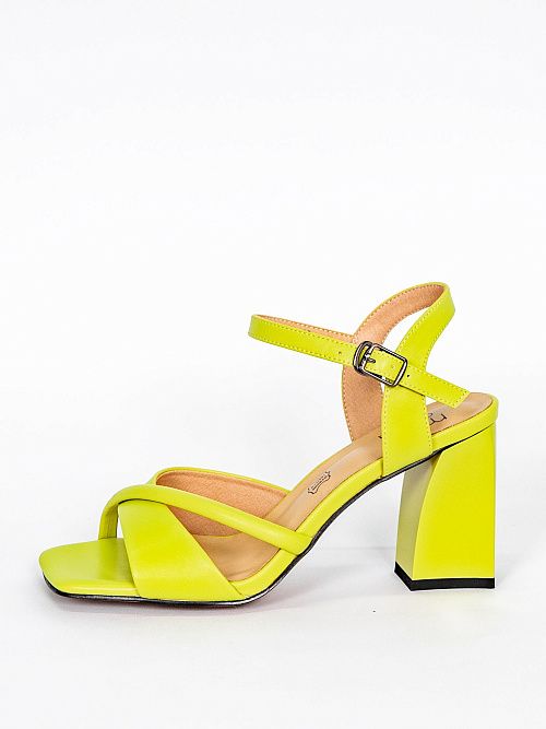 XBH-41503-1N-SP Босоножки женские Madella 