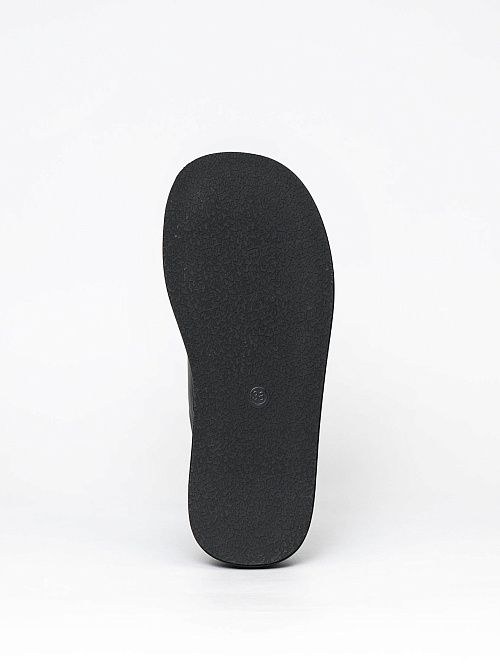 XUS-21025-5A-SU Сабо женские черный Madella 