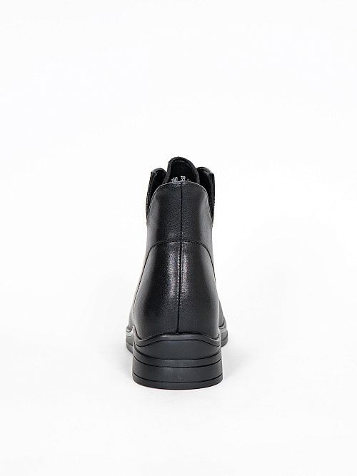 RJ007-050 Ботинки женские Baden 