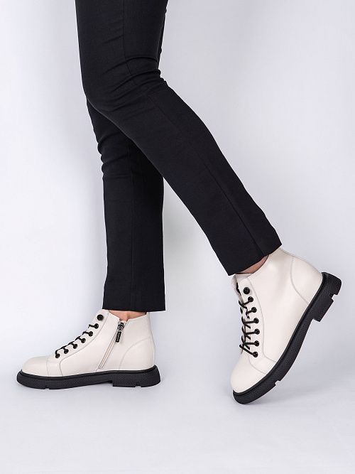 EH292-011 Ботинки женские Baden 