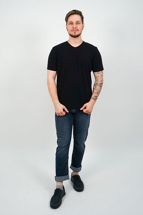 821-1081.O274.Y000.L.S0401 Футболка мужская черный LUXOR 