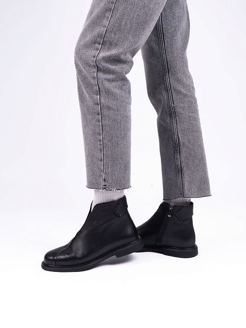 JA002-M006-P1122 Ботинки женские натуральная кожа черный 365 