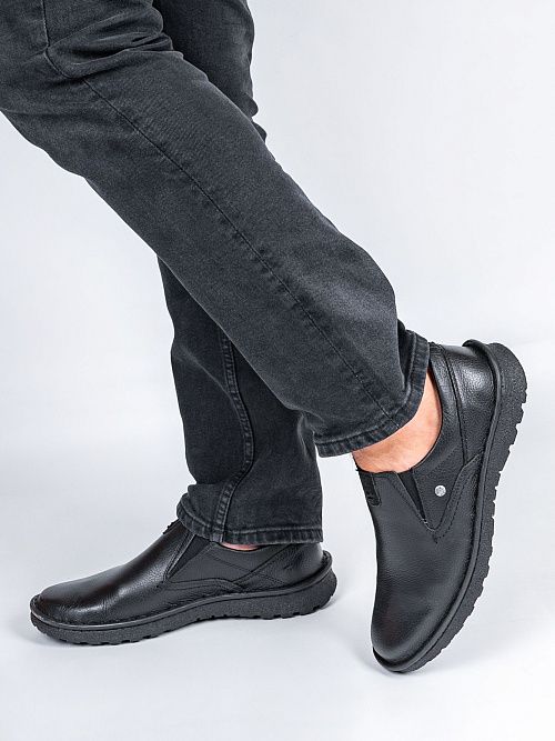 WL042-011 Полуботинки мужские Baden 