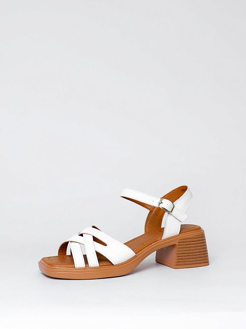 UXH-51100-2B-SP Босоножки женские белый Madella 