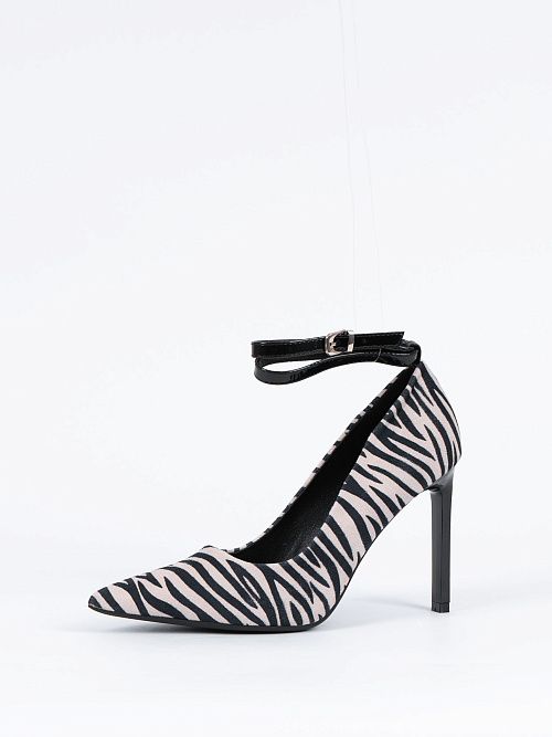 948054/02-05 Туфли женские черный BETSY 