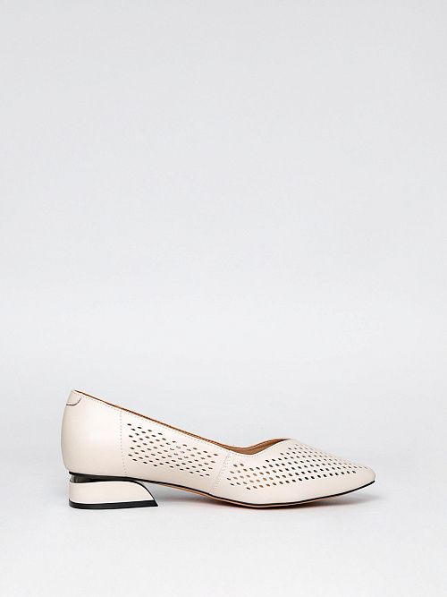 XJU-51636-1B-SP Туфли женские белый Madella 