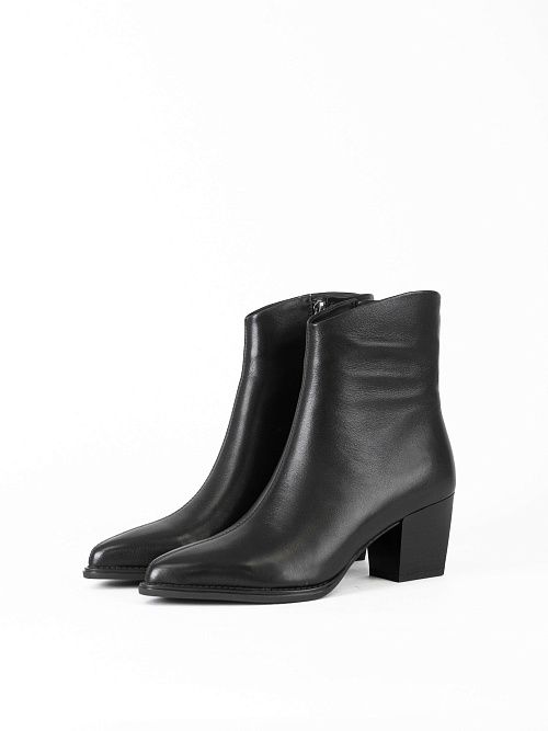 JA340-H168-P8008 Ботинки женские натуральная кожа черный 365 