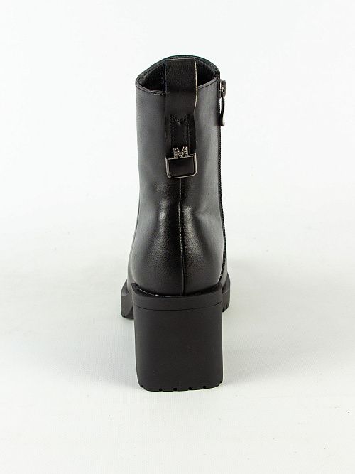 SCS-CSW05-0101-SW Ботильоны женские Madella 