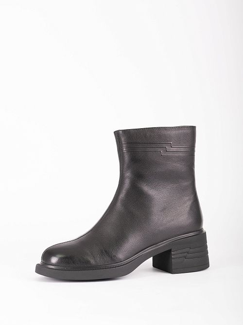 JA247-M402-1ZM Ботинки женские натуральная кожа черный 365 