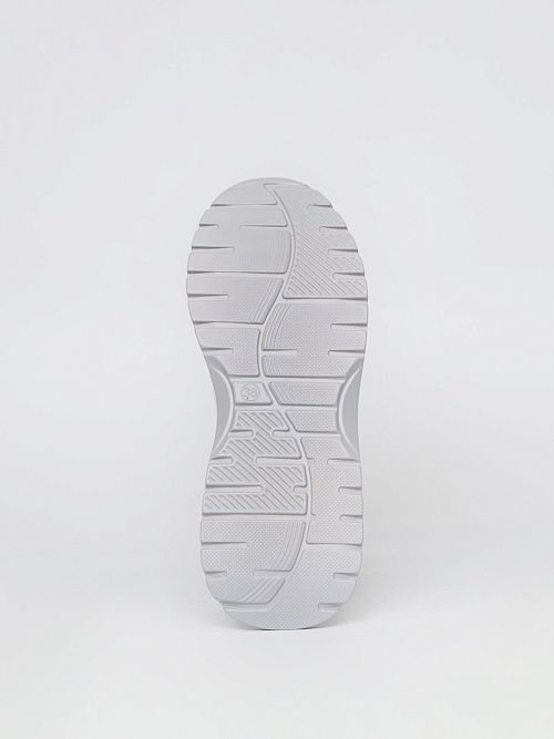 UXH-51331-1B-SU Полуботинки женские белый Madella 