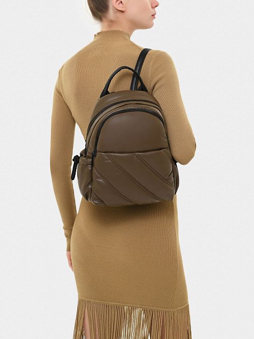 113-114-39-4 Рюкзак женский коричневый Portofiano 