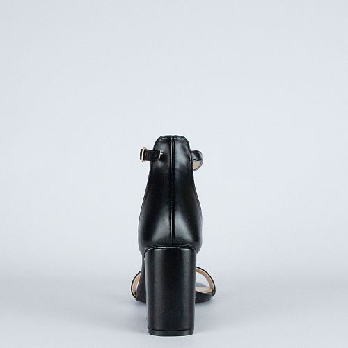 211-211-01-01 Босоножки женские DINO RICCI 