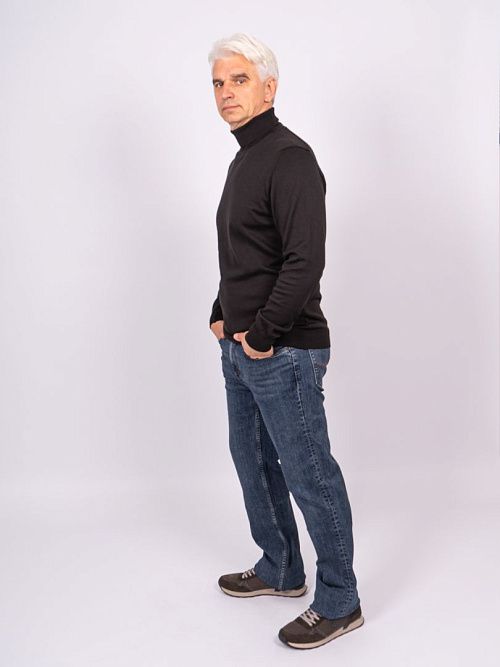 823-0604.O019.Y001.L.S0401 Водолазка мужская черный LUXOR 